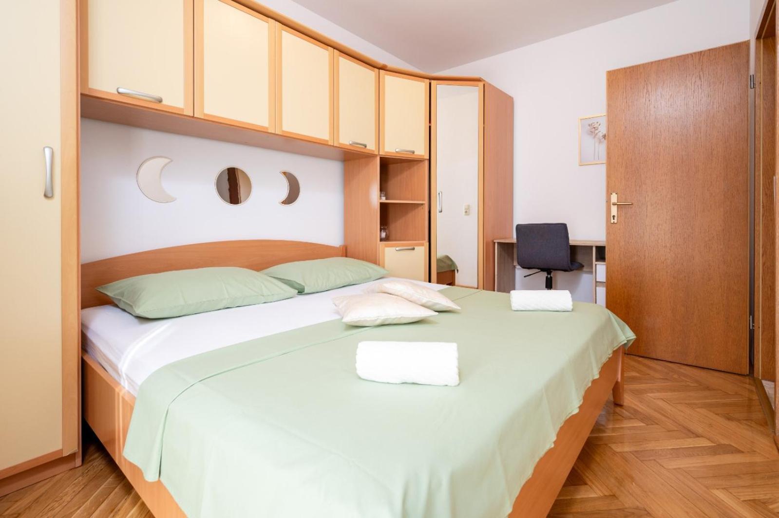 Apartment Anita Trogir Exteriör bild
